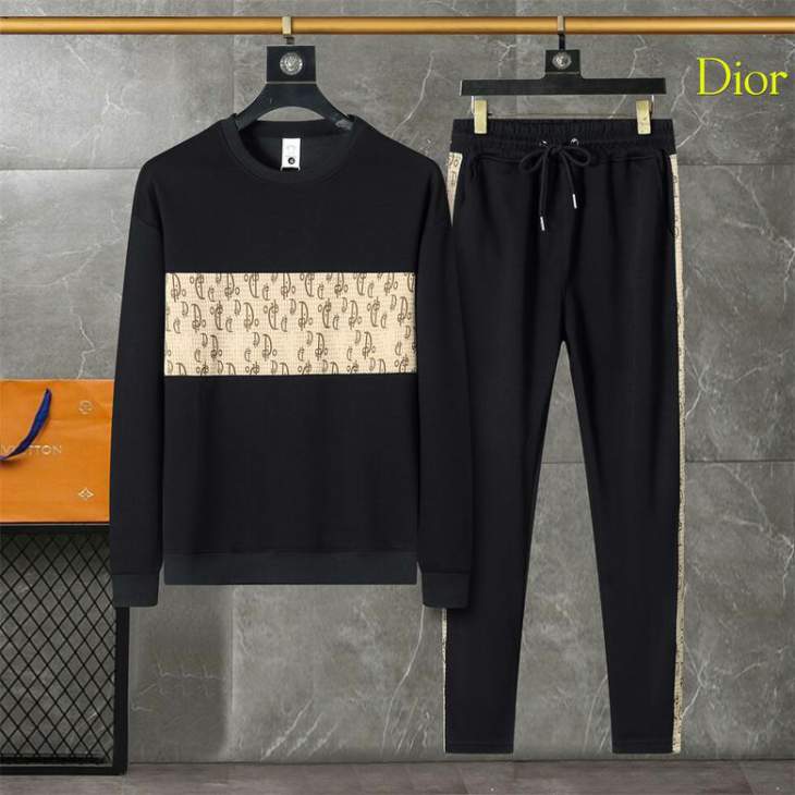Picture of Dior Sweater Suits _SKUDiorM-4XL12yn21238563